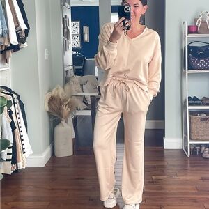 Two piece lounge set